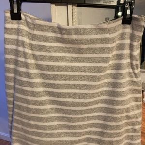 Beautiful Crescent skirt small with adorable scalloped bottom